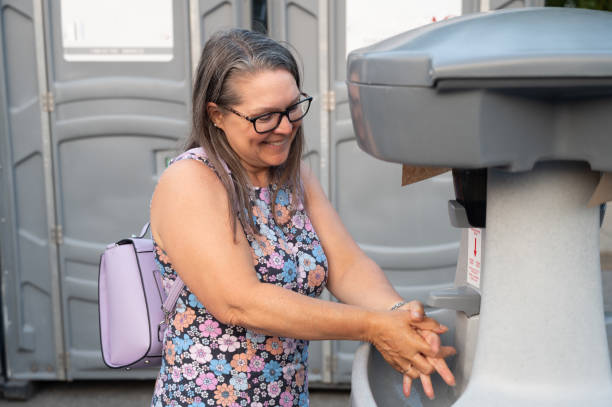 Best Portable bathroom rental  in Cockrell Hill, TX